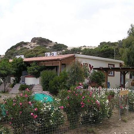 Mary Beach Apartments Frangokastello エクステリア 写真