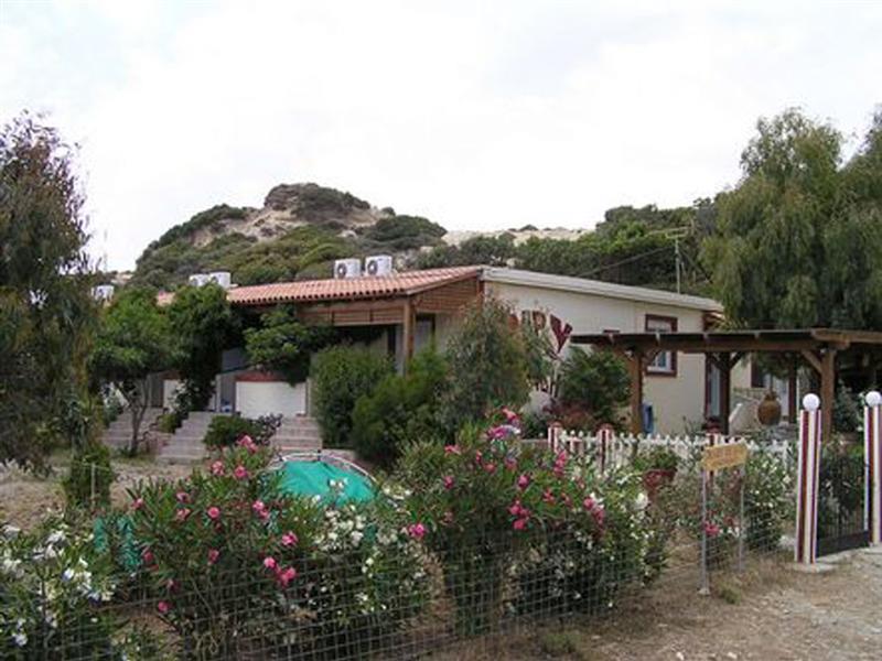 Mary Beach Apartments Frangokastello エクステリア 写真
